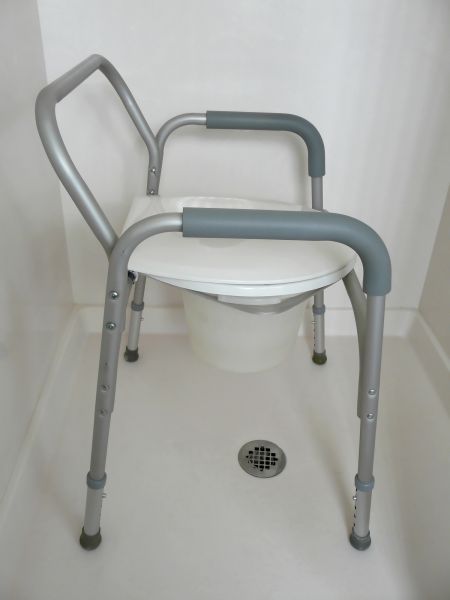 Commode Installation in Canton